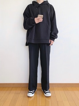 「GU（ジーユー）のアイテム（パーカー、ブラック系）」を使った、かぺじゅんさん（メンズ・165cm）の秋コーディネート
