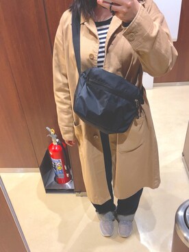 「UNIQLO（ユニクロ）のハイライズワイドストレートジーンズ（デニムパンツ）」を使った、m◎さん（レディース・155cm）の秋コーディネート