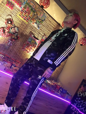 「エイプ」｜「アイテム（ジャケット/アウター）」を使った、よしそんさん（メンズ・181cm）の春コーディネート
