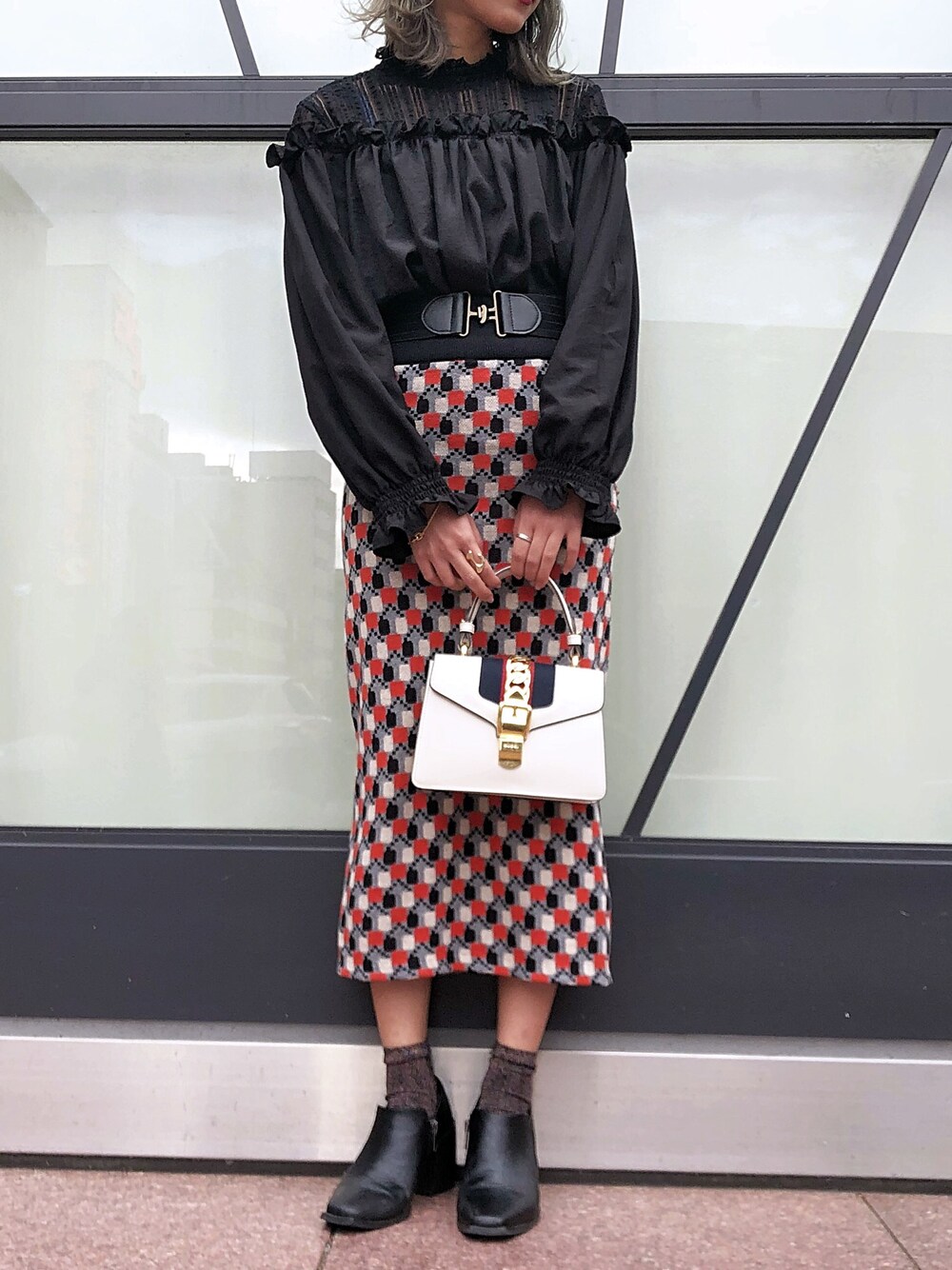 「ootd、150cmコーデ、低身長コーデ、ニットスカート、SLY、ブラウス、Another Edition、ハンドバッグ、GUCCI」｜「SLYのアイテム（スカート、その他）」を使った、CHIHIROさん（レディース・150cm）の春コーディネートの1枚目の写真