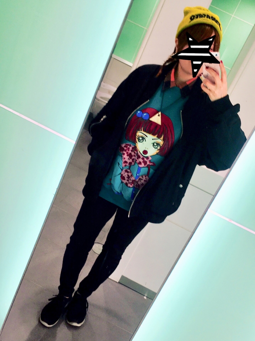 「jouetieのアイテム（ニットキャップ/ビーニー、イエロー系）」を使った、Ｃ＊さん（レディース・161cm）の秋コーディネートの1枚目の写真