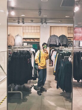 「burberry vintageのアイテム（ニット/セーター、イエロー系）」を使った、Wendylikescandyさん（レディース・160cm）の秋コーディネート
