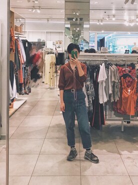 「UNIQLO（ユニクロ）のアイテム（ニット/セーター、ブラウン系）」を使った、Wendylikescandyさん（レディース・160cm）の春コーディネート