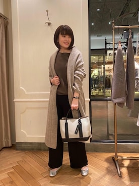 「Perle Peche（ペルルペッシュ）のアイテム」を使った、エールデルクールブラン天神地下街店スタッフさん（レディース・161cm）の秋コーディネート