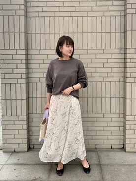 「お呼ばれ」｜「アイテム（Tシャツ/カットソー）」を使った、エールデルクールブラン天神地下街店スタッフさん（レディース・161cm）の冬コーディネート