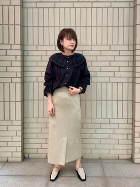 「お呼ばれ」｜「アイテム（スリッポン）」を使った、エールデルクールブラン天神地下街店スタッフさん（レディース・161cm）の冬コーディネート