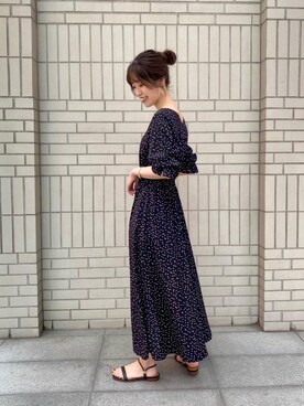 「お呼ばれ」｜「アイテム（サンダル）」を使った、エールデルクールブラン天神地下街店スタッフさん（レディース・162cm）の春コーディネート