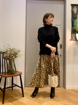 エールデルクールブラン天神地下街店スタッフさん（レディース・161cm）の秋コーディネート