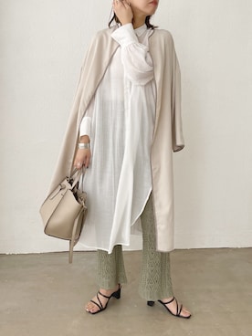 「アイテム（ノーカラージャケット、ホワイト系）」を使った、ほしかよさん（レディース・168cm）の春コーディネート