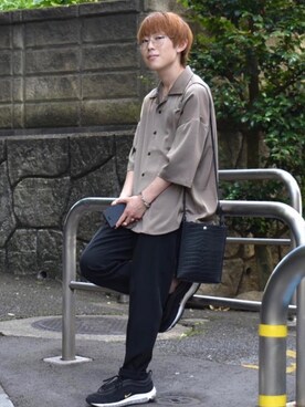 「apres jour mignon（アプレジュールミニョン）のアイテム（アクセサリー）」を使った、梅雨さん（メンズ・158cm）の春コーディネート