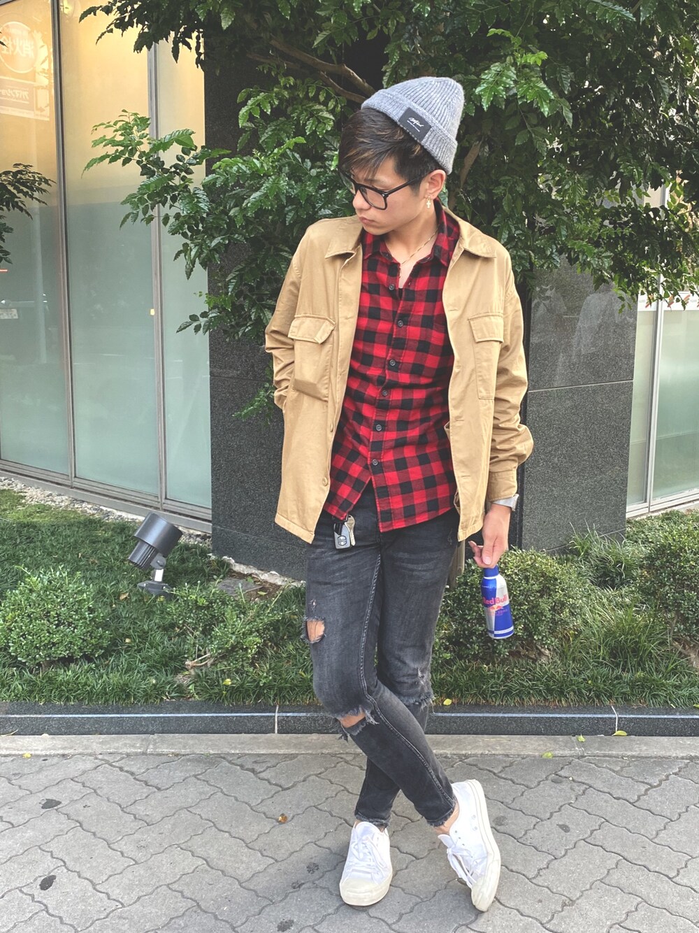 「wtw、GU、UNIQLO、ZARA、ザラ、ユニクロ、ジーユー、ootd、fashion、メンズファッション」｜「UNIQLOのアイテム（シャツ/ブラウス、レッド系）」を使った、🌺ハリュー🌺服部隆乃佑さん（メンズ・175cm）の秋コーディネートの1枚目の写真