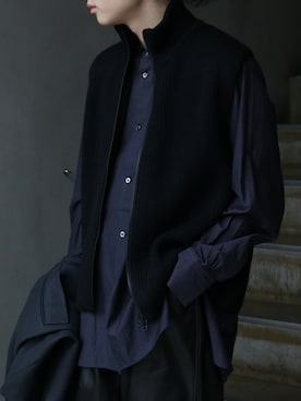 「URU（ウル）のアイテム（ベスト）」を使った、山崎慶太朗　GARDEN渋谷さん（メンズ・171cm）の冬コーディネート