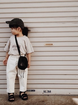 「TRUNIKA（トラニカ）のアイテム（パンツ）」を使った、roo.さん（キッズ・100cm）の春コーディネート