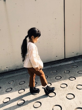 「Birthday（バースデイ）のアイテム（シャツ/ブラウス、ベージュ系）」を使った、roo.さん（キッズ・140cm）の春コーディネート