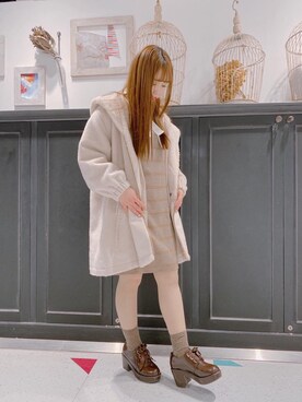 「ボウタイ」｜「アイテム（その他アウター）」を使った、マジェスティックレゴンHEPFIVE店スタッフさん（レディース・155cm）の冬コーディネート