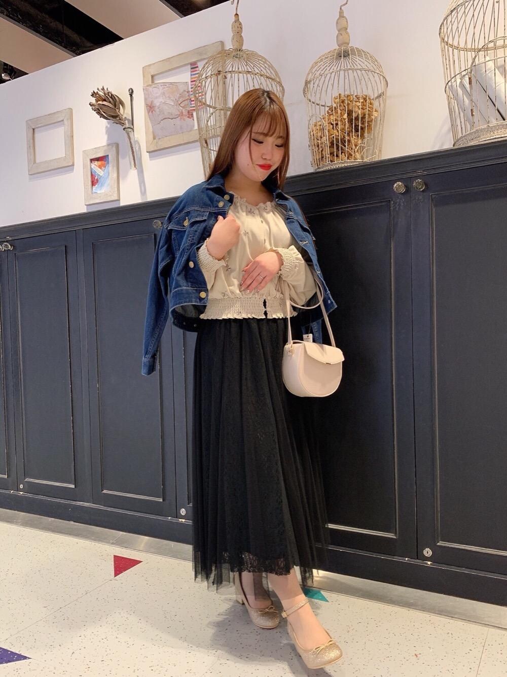 shop staff マジェスティックレゴンHEPFIVE店スタッフ│MAJESTIC LEGON Shoulderbag Looks WEAR