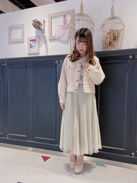 「スエット」｜「アイテム（デニムジャケット）」を使った、マジェスティックレゴンHEPFIVE店スタッフさん（レディース・155cm）の冬コーディネート