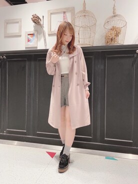 「パワショル」｜「アイテム（トレンチコート）」を使った、マジェスティックレゴンHEPFIVE店スタッフさん（レディース・155cm）の冬コーディネート