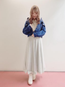 「大学生コーデ」｜「アイテム（デニムジャケット）」を使った、マジェスティックレゴンHEPFIVE店スタッフさん（レディース・155cm）の冬コーディネート