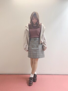 「トレンチ」｜「アイテム（ブルゾン）」を使った、マジェスティックレゴンHEPFIVE店スタッフさん（レディース・155cm）の春コーディネート