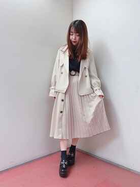 「花見」｜「アイテム（トレンチコート）」を使った、マジェスティックレゴンHEPFIVE店スタッフさん（レディース・155cm）の春コーディネート