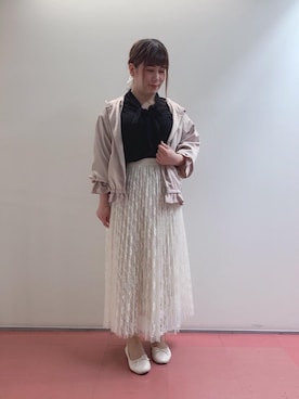 「お呼ばれ」｜「アイテム（ブルゾン）」を使った、マジェスティックレゴンHEPFIVE店スタッフさん（レディース・155cm）の春コーディネート