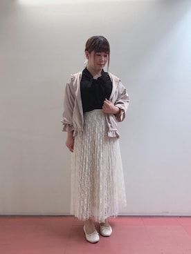 「ショートブルゾン」｜「アイテム（バレエシューズ）」を使った、マジェスティックレゴンHEPFIVE店スタッフさん（レディース・155cm）の春コーディネート