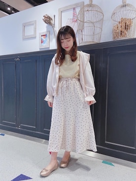 「ショートブルゾン」｜「アイテム（バレエシューズ）」を使った、マジェスティックレゴンHEPFIVE店スタッフさん（レディース・155cm）の春コーディネート