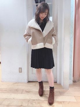 「新作」｜「アイテム（ライダースジャケット）」を使った、マジェスティックレゴンHEPFIVE店スタッフさん（レディース・155cm）の冬コーディネート