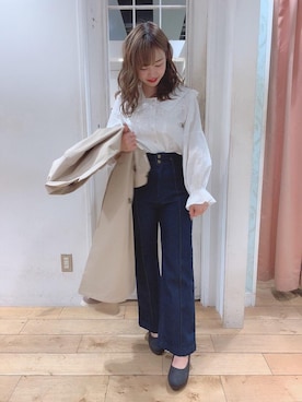 「でにむ」｜「アイテム（トレンチコート）」を使った、マジェスティックレゴンHEPFIVE店スタッフさん（レディース・153cm）の冬コーディネート