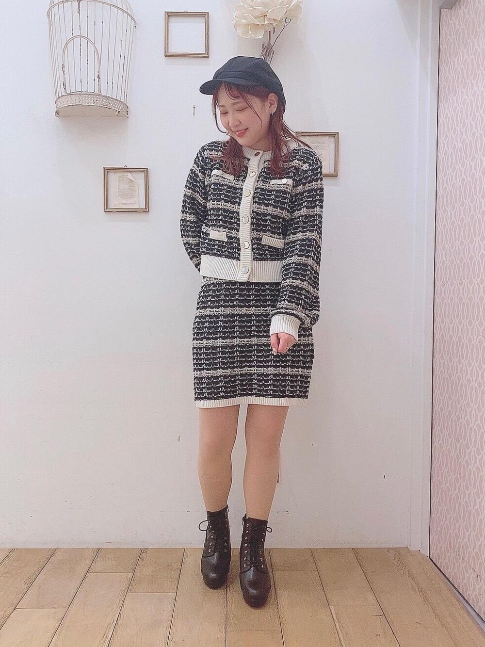 「デート、ガーリー、フェミニン、MAJESTIC LEGON、マジェスティックレゴン、モテ、西宮ガーデンズ、オトナカワイイ、あざとかわいい、カワイイ」｜「MAJESTIC LEGONのレースアップレディブーツ（ブーツ、ブラウン系）」を使った、マジェスティックレゴンHEPFIVE店スタッフさん（レディース・158cm）の冬コーディネートの1枚目の写真