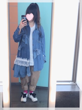 「ダンガリーシャツ」｜「アイテム（チノパンツ）」を使った、omronさん（レディース・152cm）の春コーディネート
