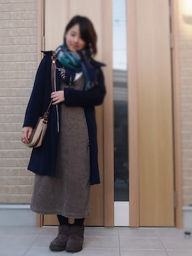 「フードコート」｜「アイテム（ジャンパースカート）」を使った、MUNさん（レディース・159cm）の冬コーディネート