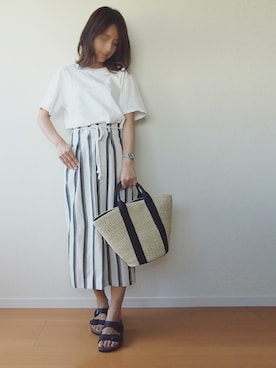 「SLOBE IENA（スローブイエナ）のアイテム（かごバッグ）」を使った、MUNさん（レディース・159cm）の夏コーディネート