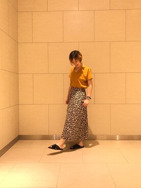 「BEAUTY&YOUTH UNITED ARROWS（ビューティーアンドユースユナイテッドアローズ）のBY ポンチVネックドルマンカットソー（Tシャツ/カットソー、イエロー系）」を使った、Mariko Ishinoさん（レディース・167cm）の夏コーディネート