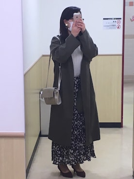 「OZOC（オゾック）のアイテム（ノーカラージャケット）」を使った、utaseさん（レディース・157cm）の秋コーディネート