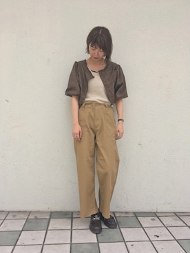 「Kastane（カスタネ）のアイテム（シャツ/ブラウス）」を使った、三原 未央さん（レディース・171cm）の夏コーディネート