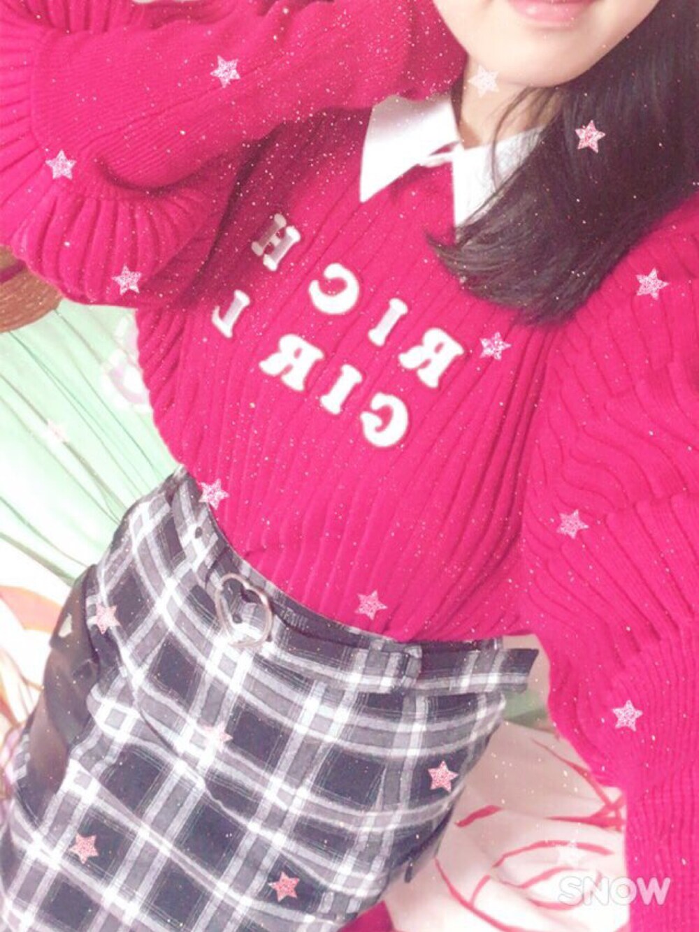 「Aymmy in the batty girls、瀬戸あゆみ、エイミー インザ バッティー ガール(Aymmy in the batty girls)、ラフォーレ原宿」｜「Aymmy in the batty girlsのRICH GIRL パフスリーブニット（ニット/セーター、レッド系）」を使った、Kanaさん（レディース・161cm）の冬コーディネートの1枚目の写真