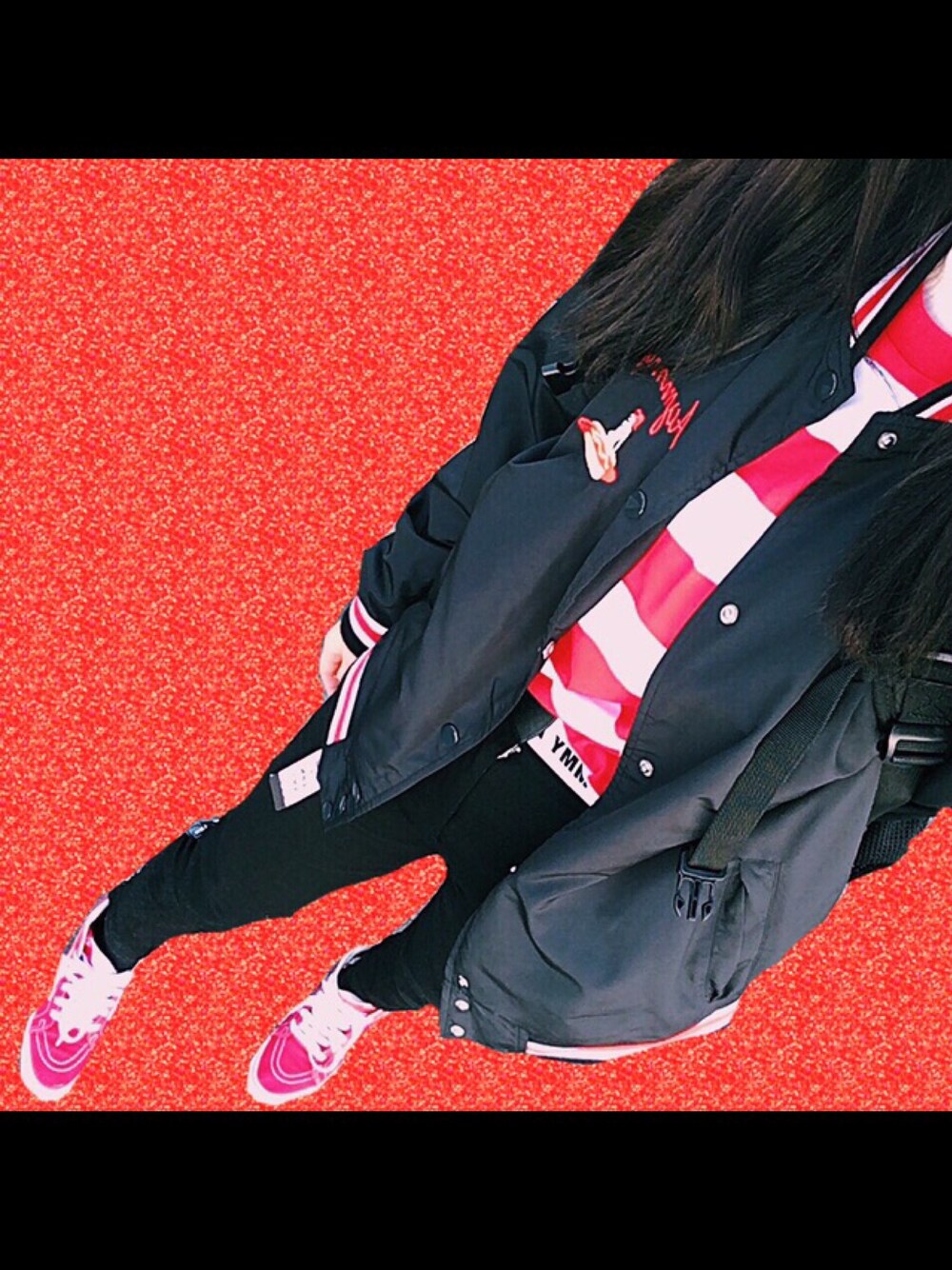 「Aymmy in the batty girls、street、VANS、ootd、瀬戸あゆみ」｜「Aymmy in the batty girlsのアイテム（ブルゾン、ブラック系）」を使った、Kanaさん（レディース・161cm）の春コーディネートの1枚目の写真