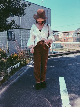 「SINME（シンメ）のアイテム」を使った、めめさん（レディース・163cm）の秋コーディネート