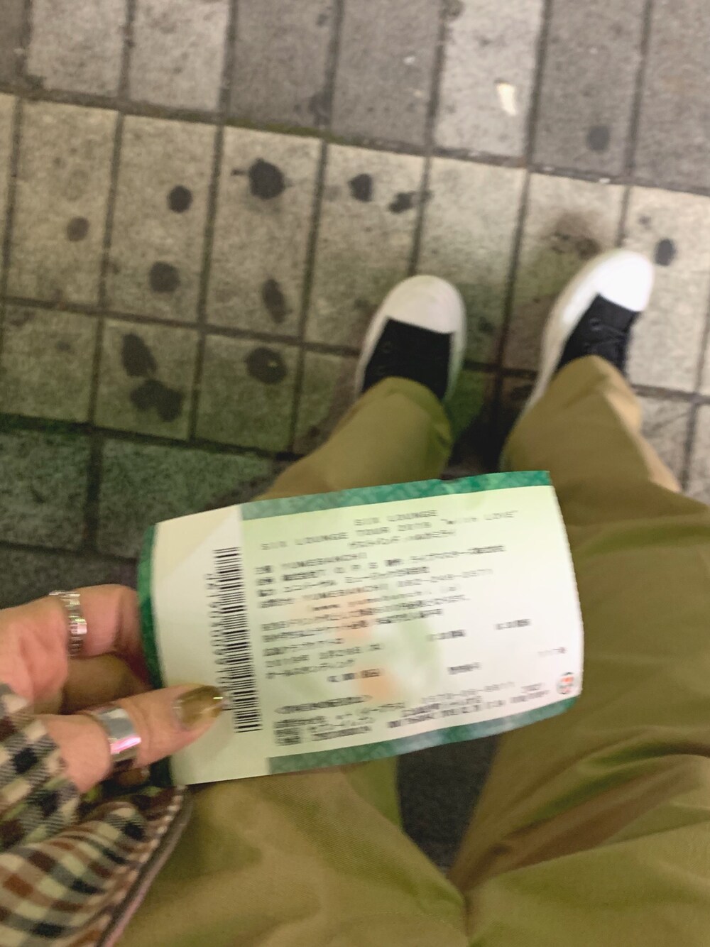 「ハイウエスト、チノパン、シンゾーン(Shinzone)、zucca、コンバース」｜「THE SHINZONEのハイウエストチノパンツ（チノパンツ、ベージュ系）」を使った、はむちゃんさん（レディース・157cm）の春コーディネートの1枚目の写真
