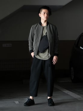 「KAZUYUKI KUMAGAI」｜「アイテム（MA-1）」を使った、aoiさん（メンズ・173cm）の秋コーディネート