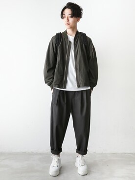 「KAZUYUKI KUMAGAI」｜「アイテム（MA-1）」を使った、aoiさん（メンズ・173cm）の冬コーディネート
