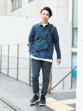 「KAZUYUKI KUMAGAI」｜「アイテム（スラックス）」を使った、aoiさん（メンズ・173cm）の春コーディネート