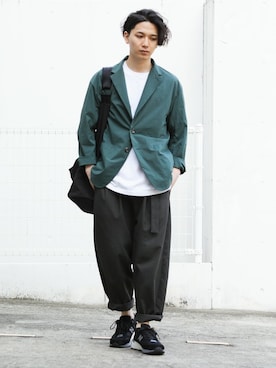 「CRAMSHELL（クラムシェル）のアイテム（ショルダーバッグ）」を使った、aoiさん（メンズ・173cm）の春コーディネート