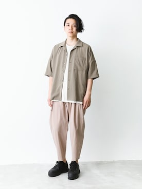 「KAZUYUKI KUMAGAI ATTACHMENT（カズユキクマガイアタッチメント）のアイテム（スラックス）」を使った、aoiさん（メンズ・173cm）の夏コーディネート