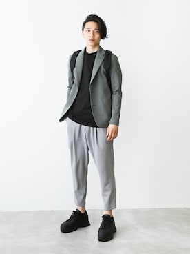 「ATTACHMENT（アタッチメント）のアイテム（スラックス）」を使った、aoiさん（メンズ・173cm）の夏コーディネート