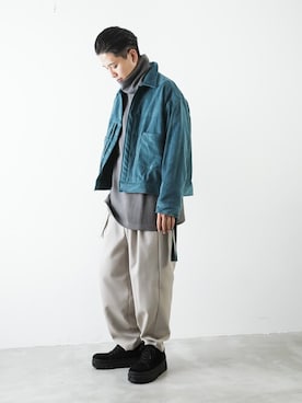 「KAZUYUKI KUMAGAI ATTACHMENT（カズユキクマガイアタッチメント）のアイテム（スラックス）」を使った、aoiさん（メンズ・173cm）の秋コーディネート