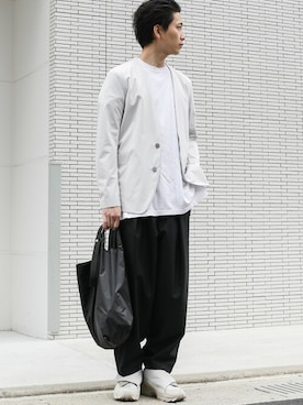 「CRAMSHELL（クラムシェル）のアイテム（ショルダーバッグ）」を使った、aoiさん（メンズ・173cm）の春コーディネート