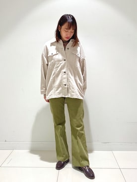 「ピスタチオ」｜「アイテム（ローファー）」を使った、　AMIさん（レディース・158cm）の秋コーディネート